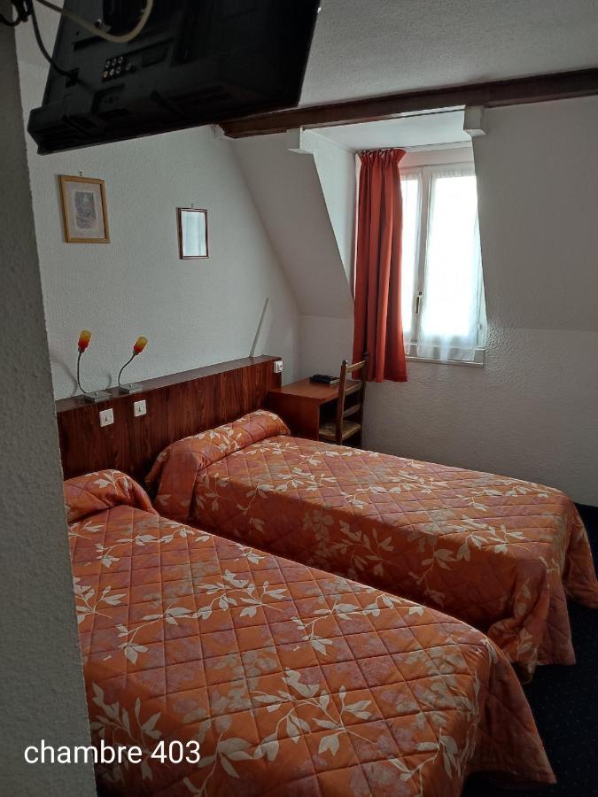 Hotel Du Commerce Et De Navarre Lourdes Esterno foto